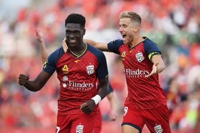 徐杰28分广东击败首钢 周琦10分莫兰德12+12